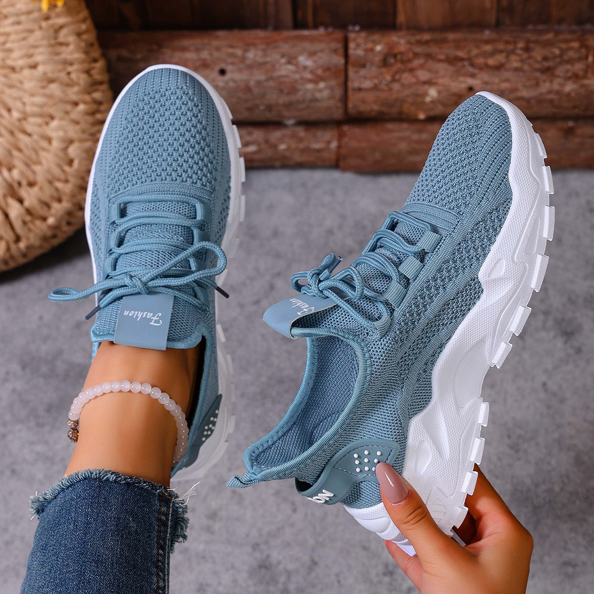 Lightweight Sneakers Casual Shoes For Women a065866ba3fd1839465724fb0b030bc6